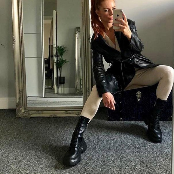 Zara low heeled lug sole leather boots - Picture 4 of 16